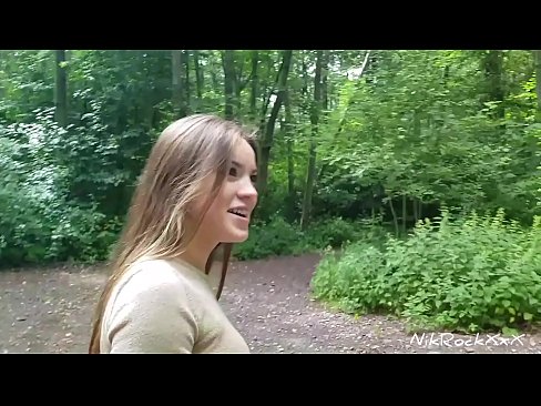 ❤️ Ehdotin Evelinalle, että panisimme julkisella paikalla! Hän suostui. Sitten panin häntä perseeseen ja spermasin hänen suuhunsa. Sitten hän pissasi itseensä. ❤️❌ Porno at us ☑