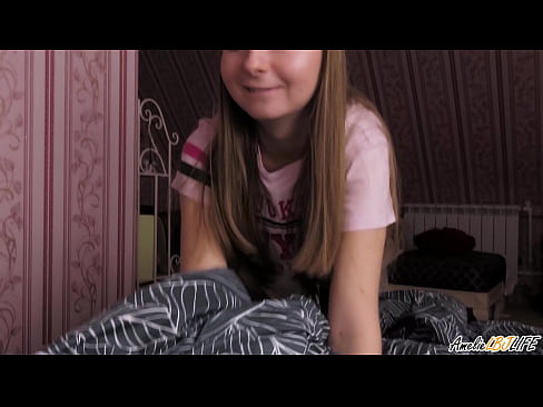 ❤️ Blondi imee hänen BFF:nsä syvälle ja saa spermaa suuhunsa ❤️❌ Porno at us ☑