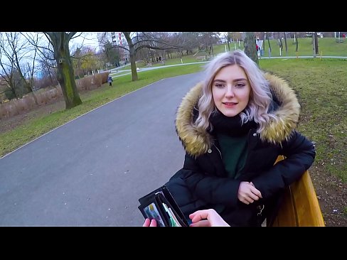❤️ Nielaisee tuntemattoman kuumaa spermaa rahasta - suihinotto puistossa Eva Elfieltä ❤️❌ Porno at us ☑